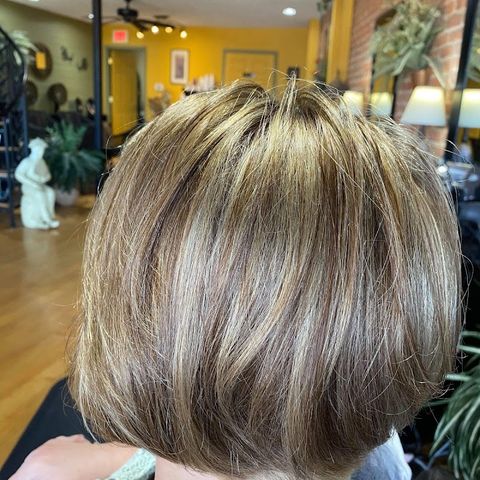 Amburn & Co Salon, beauty salon in Danville, VA